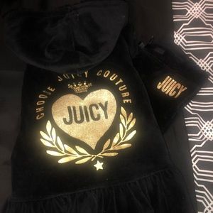 Juicy Couture Sweat Suit!
